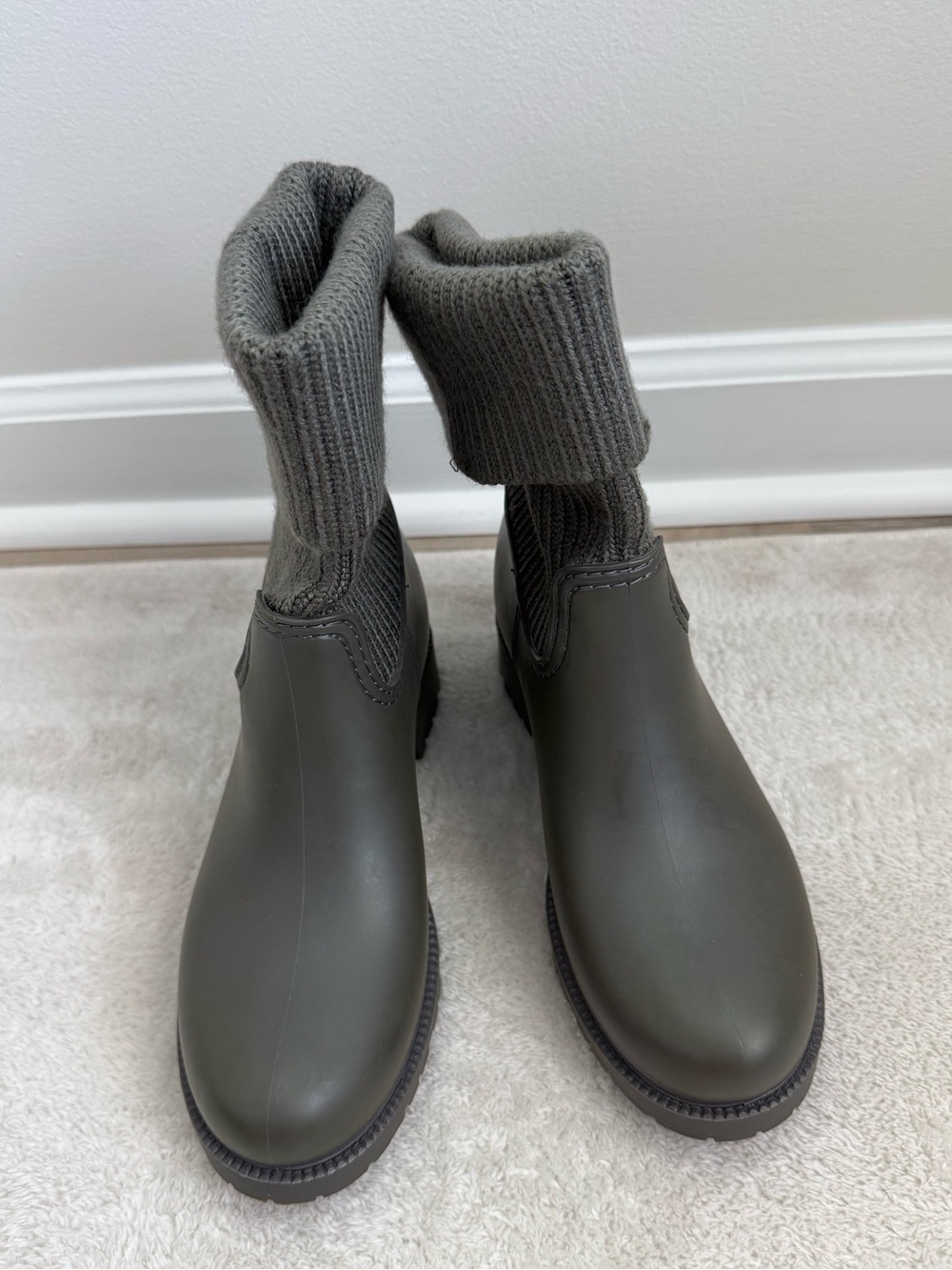 MIA Rain Boot Sweater Knit Cuff, Waterproof Lower, Size 38 (US 8)